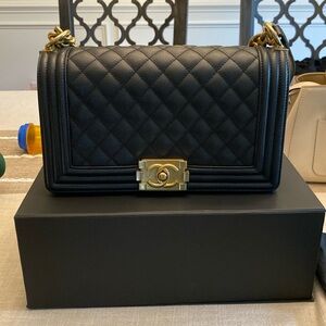 chanel boy bag